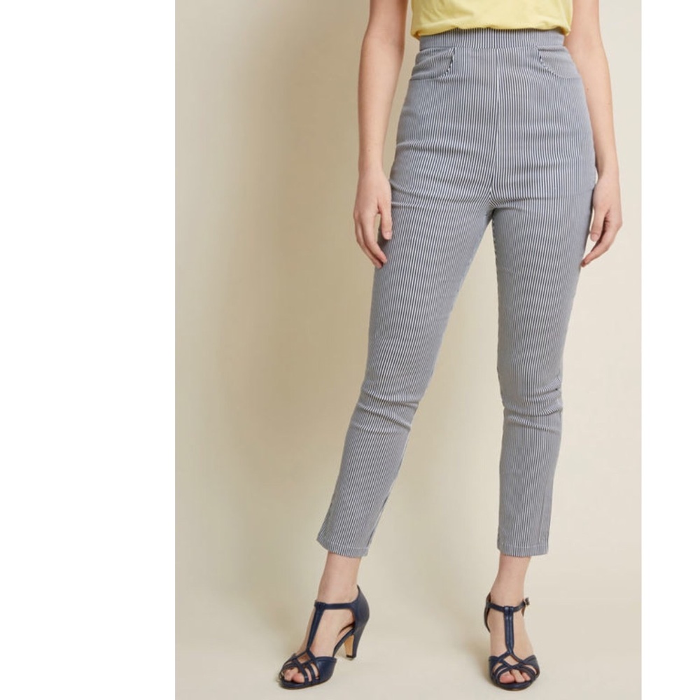 Collectif x Modcloth High Waist Trousers UK16